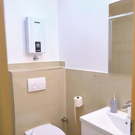 Primetime Fuer 8+kueche/wifi Appartement *