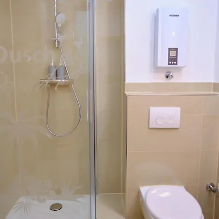 Apartamento Primetime Fuer 8+kueche/wifi *
