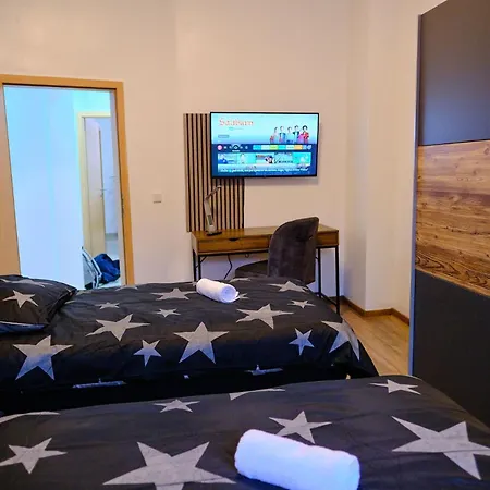 Apartamento Primetime Fuer 8+kueche/wifi *