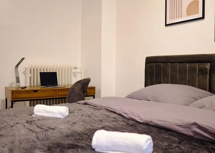 Primetime Fuer 8+kueche/wifi Essen