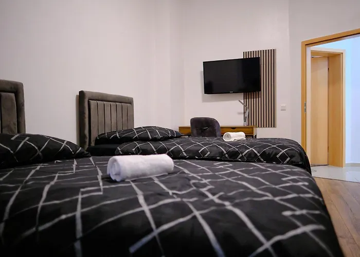 Primetime Fuer 8+kueche/wifi * Essen