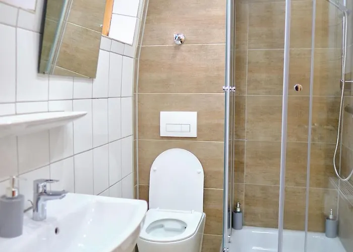 Primetime Fuer 8+kueche/wifi *